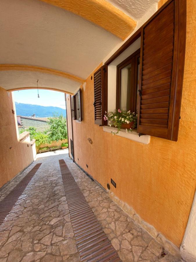 B&B Peonia Orgosolo Exterior photo